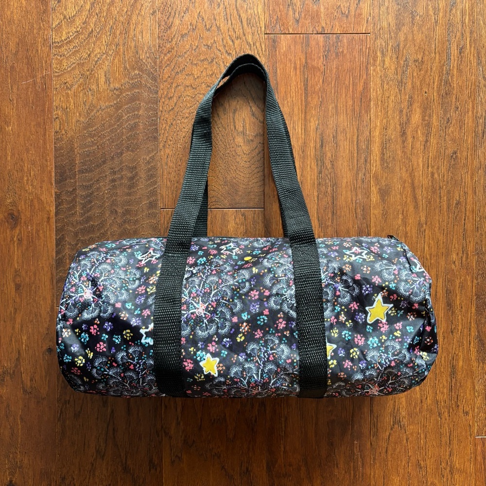 Tsumori Chisato Black Duffle Bag Floral Star Pattern | J-Fashion/Decora - Picture 2 of 8